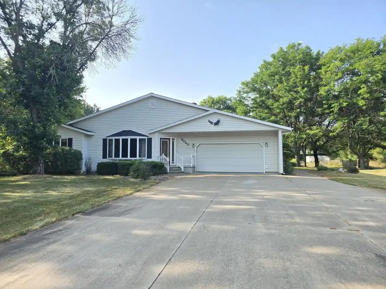 1st image of 8040 White Pine Dr Dr, Wisconsin Rapids, WI 54494 | MLS# 22603366