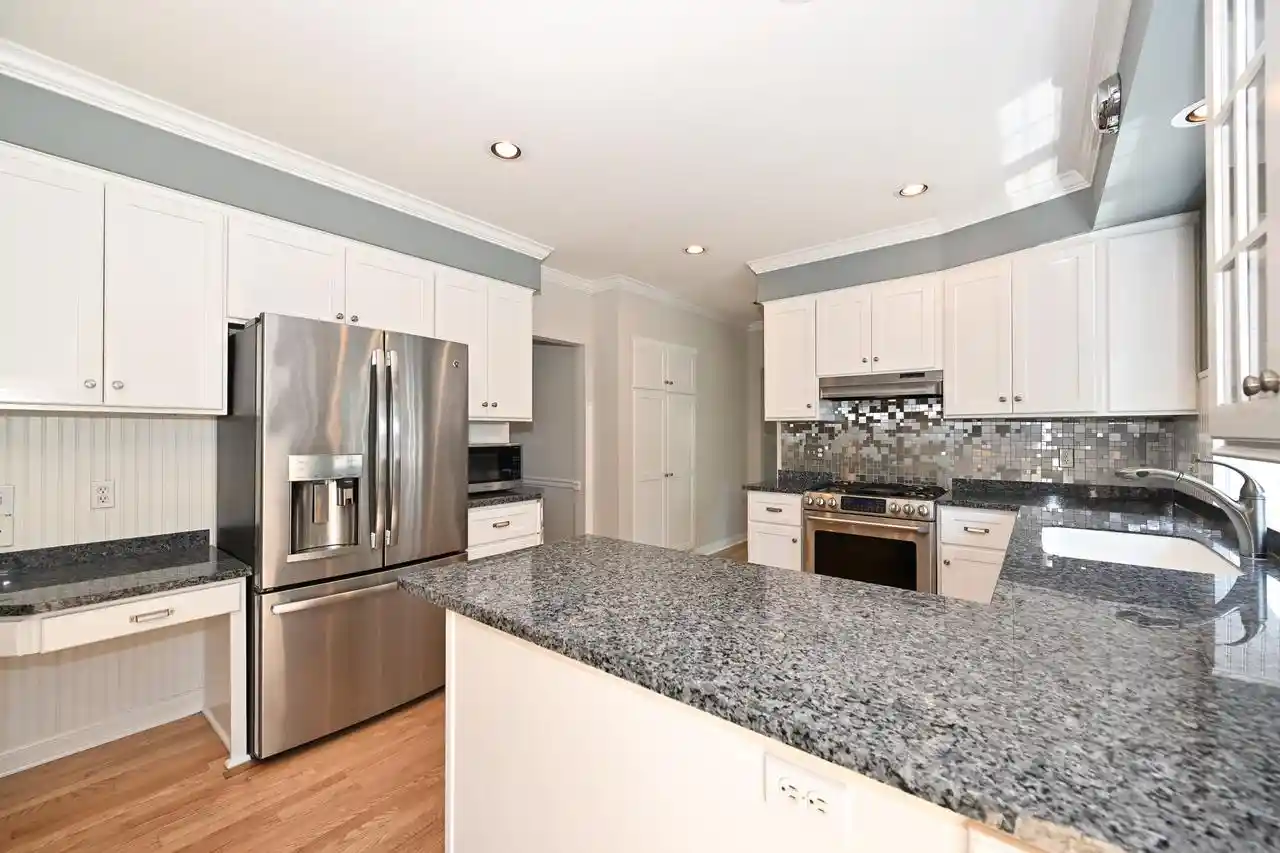 5th image of W170N5025 Old Hickory Road Road, Menomonee Falls, WI 53051 | MLS# 1972288