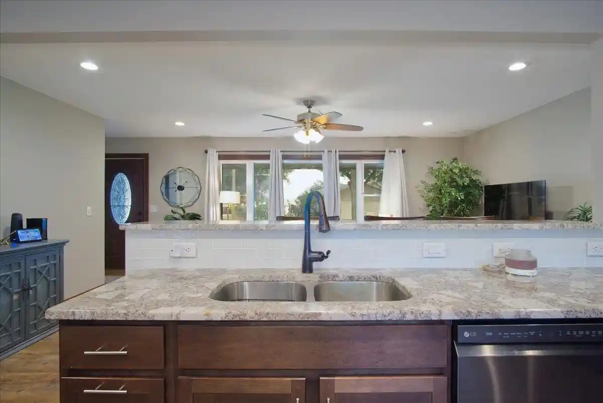 3rd image of 214 Breezy Point Dr Dr, Pardeeville, WI 53954 | MLS# 2028375
