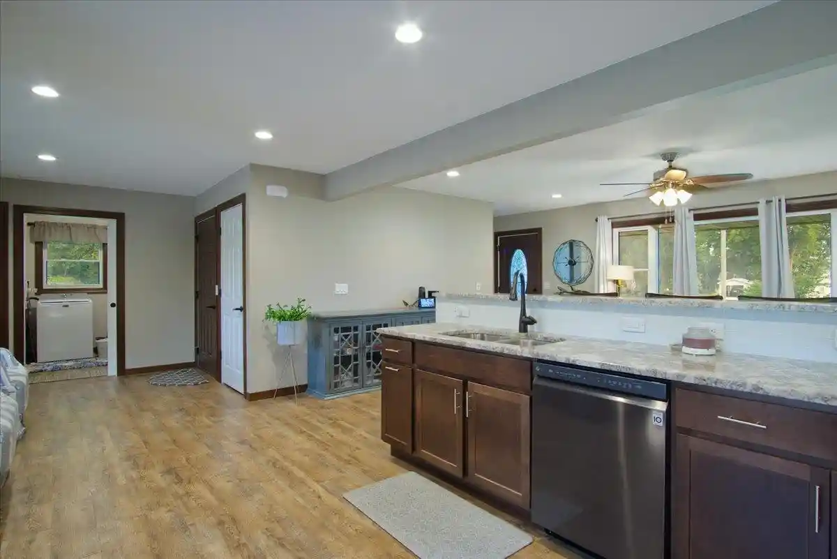 4th image of 214 Breezy Point Dr Dr, Pardeeville, WI 53954 | MLS# 2028375