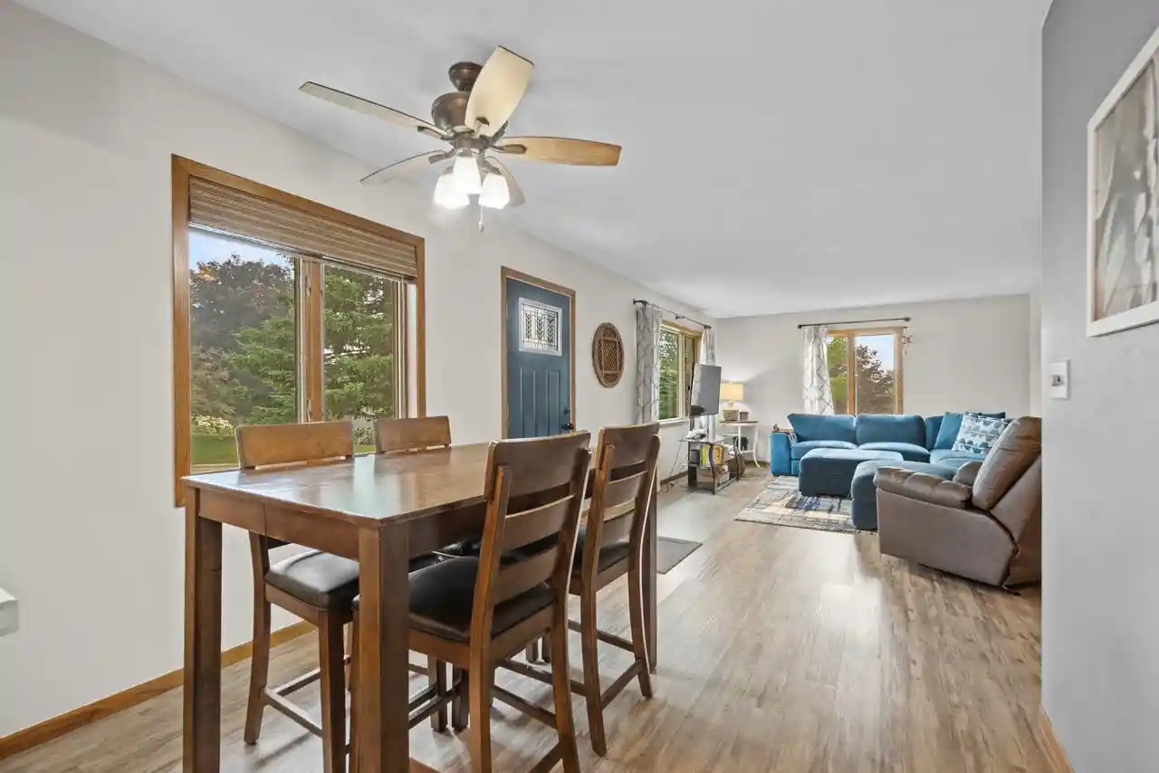 3rd image of 405 W Greenfield Avenue Avenue, Algoma, WI 54201 | MLS# 50329392