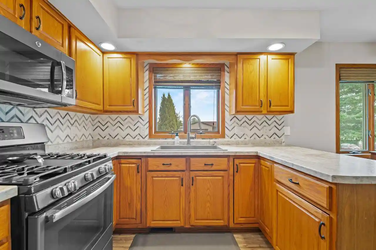 5th image of 405 W Greenfield Avenue Avenue, Algoma, WI 54201 | MLS# 50329392