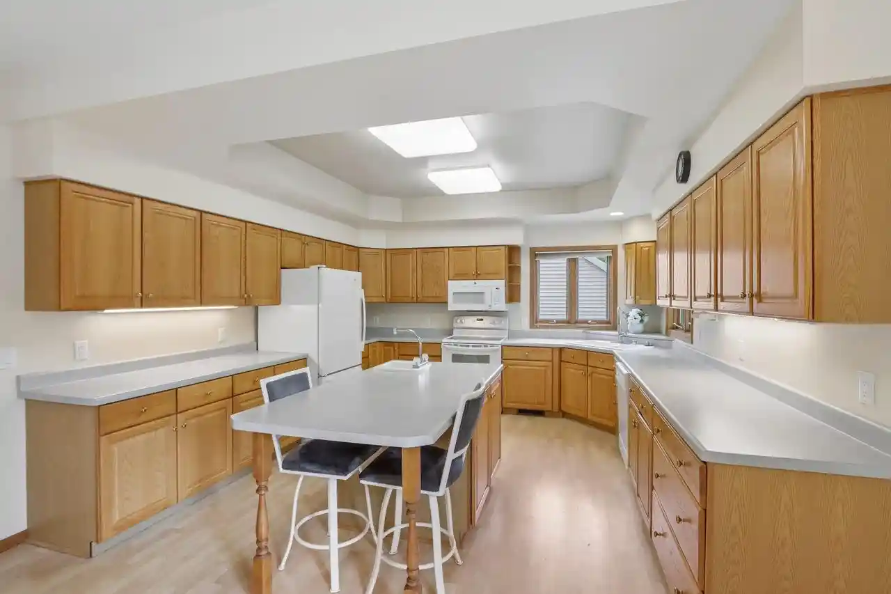 5th image of 310 N High Point Road Road, Madison, WI 53717 | MLS# 2028391