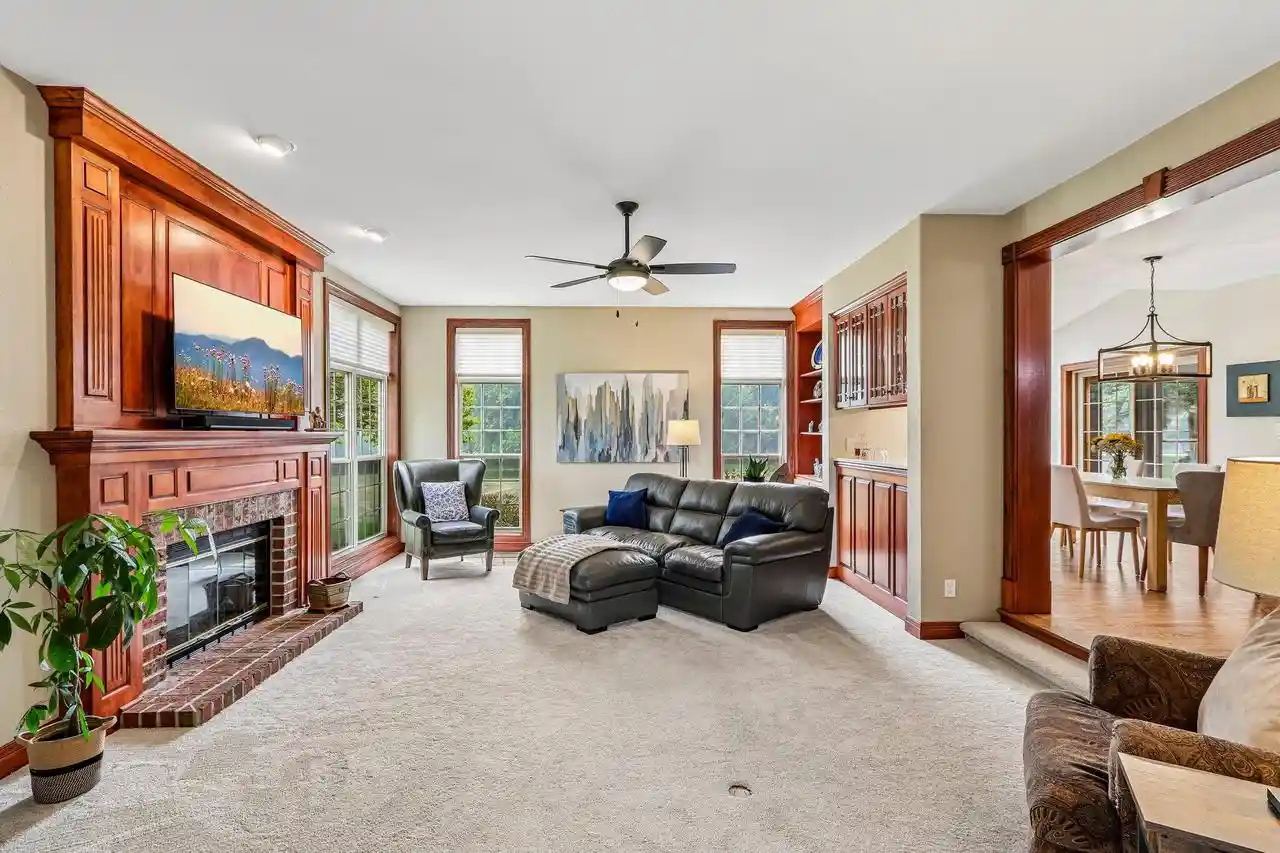 Photo 4 of Single family home for sale at 308 Copperfield Dr Dr, Delafield, WI 53018 | MLS# 1972314 | Listing updated on 2026-09-23