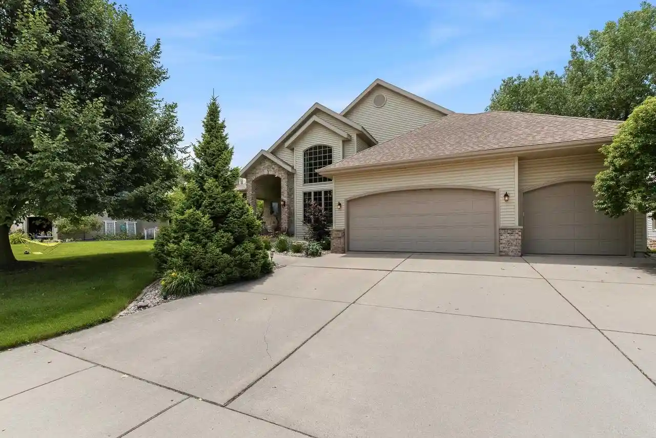 1st image of 300 Starkweather Dr Dr, Beaver Dam, WI 53916 | MLS# 2028404