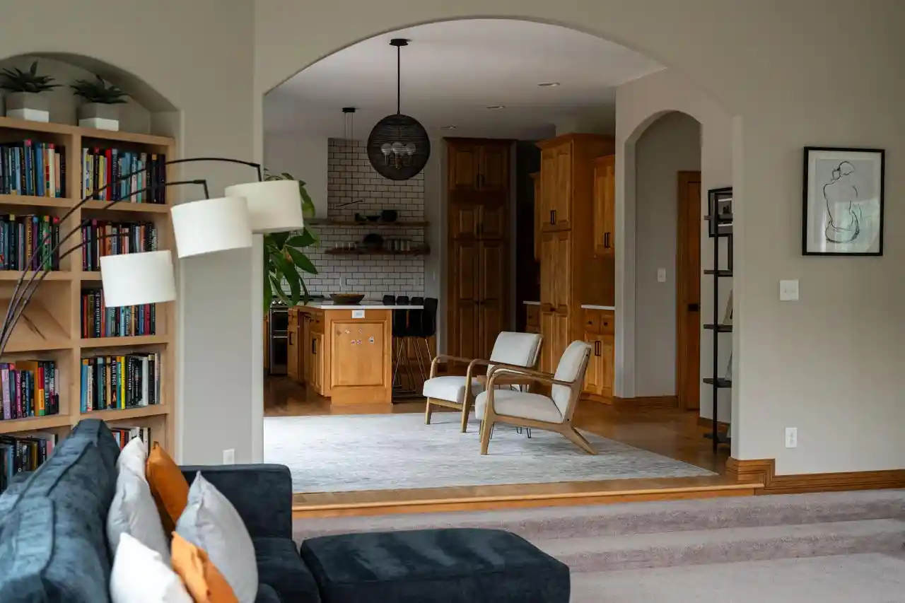 5th image of 1055 W Heather Lane Lane, River Hills, WI 53217 | MLS# 1972348