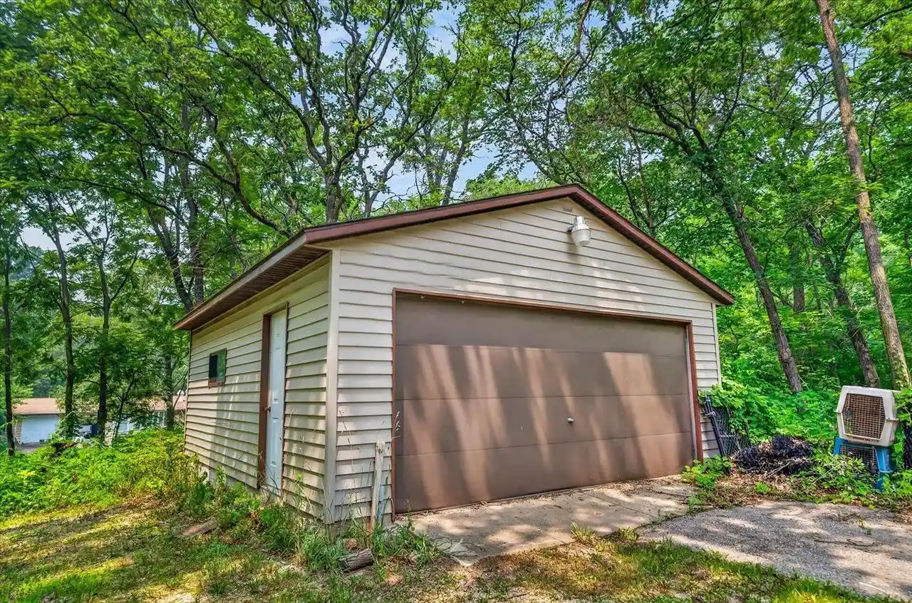 2nd image of 10671 W Oak Ridge Road Road, Evansville, WI 53536 | MLS# 2028407
