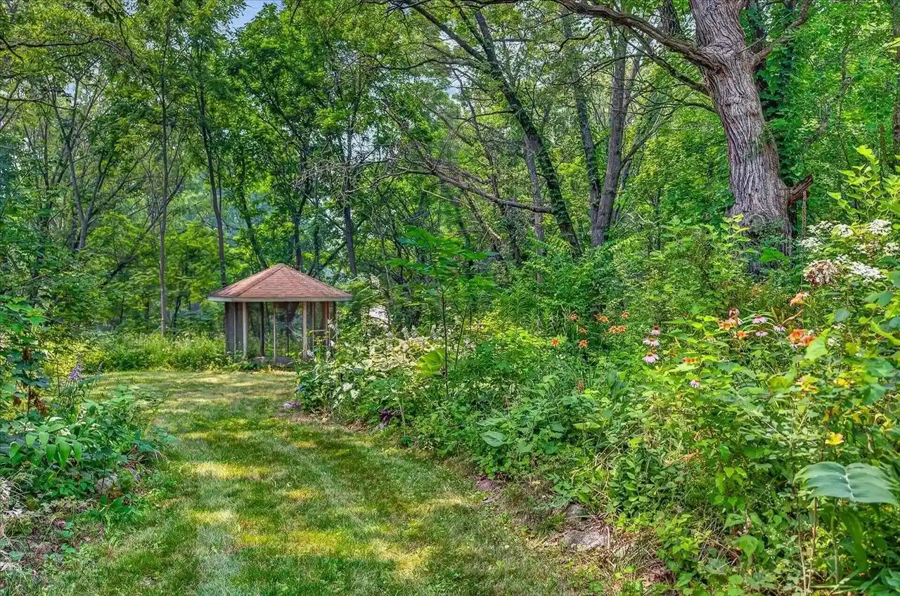 3rd image of 10671 W Oak Ridge Road Road, Evansville, WI 53536 | MLS# 2028407