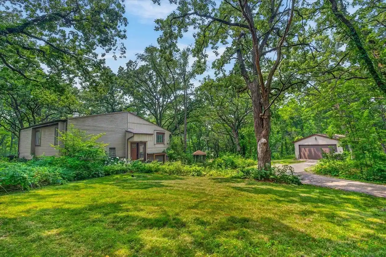 59th image of 10671 W Oak Ridge Road Road, Evansville, WI 53536 | MLS# 2028407