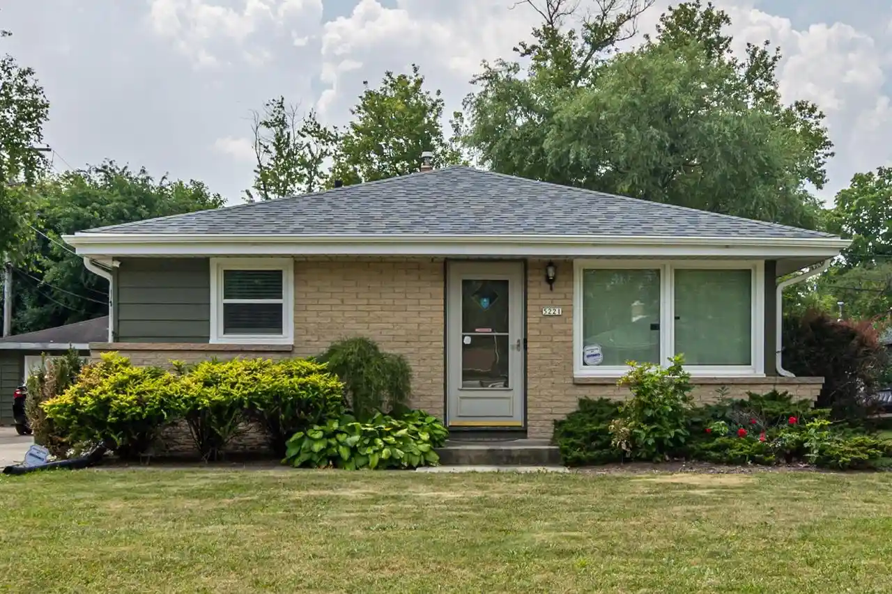 Homes for sale in Brown Deer, WI | 5221 W Rose Street Street, Brown Deer, WI 53223 | MLS# 1972369