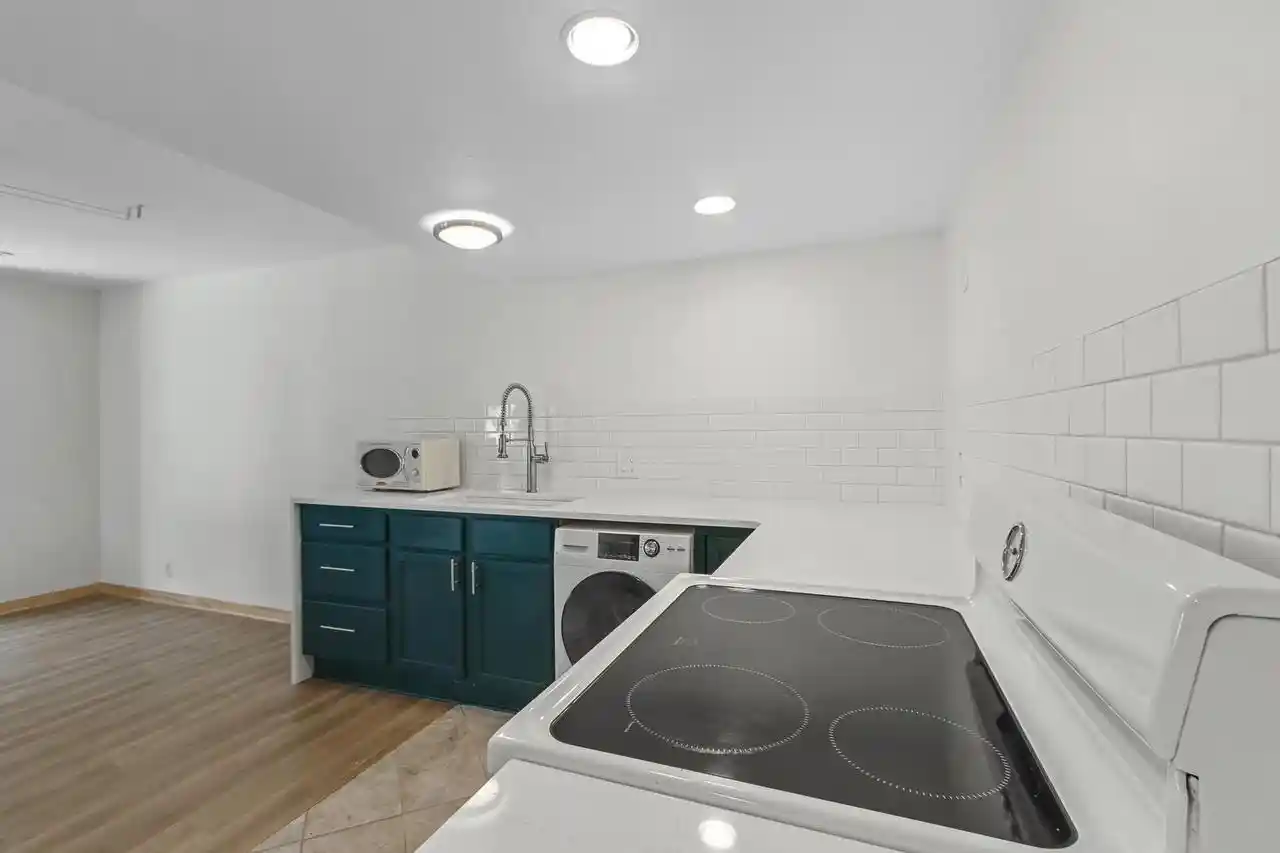 4th image of 123 N Blount Street Street #102, Madison, WI 53703 | MLS# 2028425