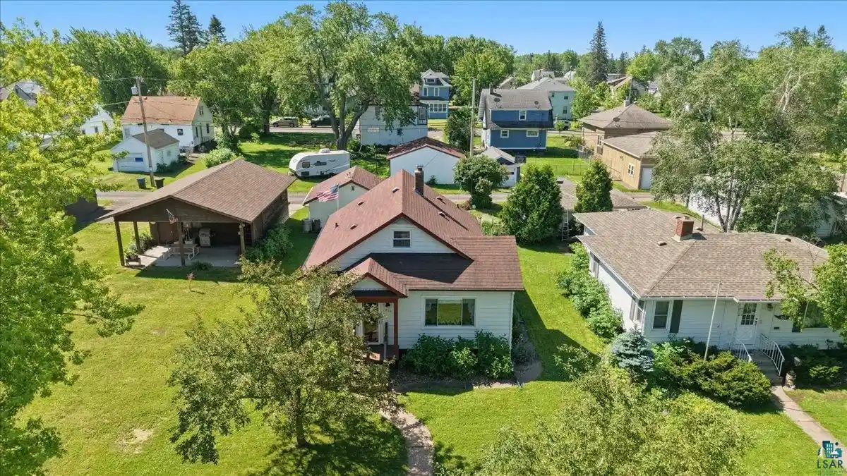 1st image of 816 N 19th St St, Superior, WI 54880 | MLS# 6126840