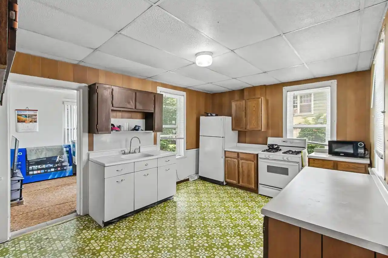 24th image of 429 W Carroll Street Street, Portage, WI 53901 | MLS# 2028426