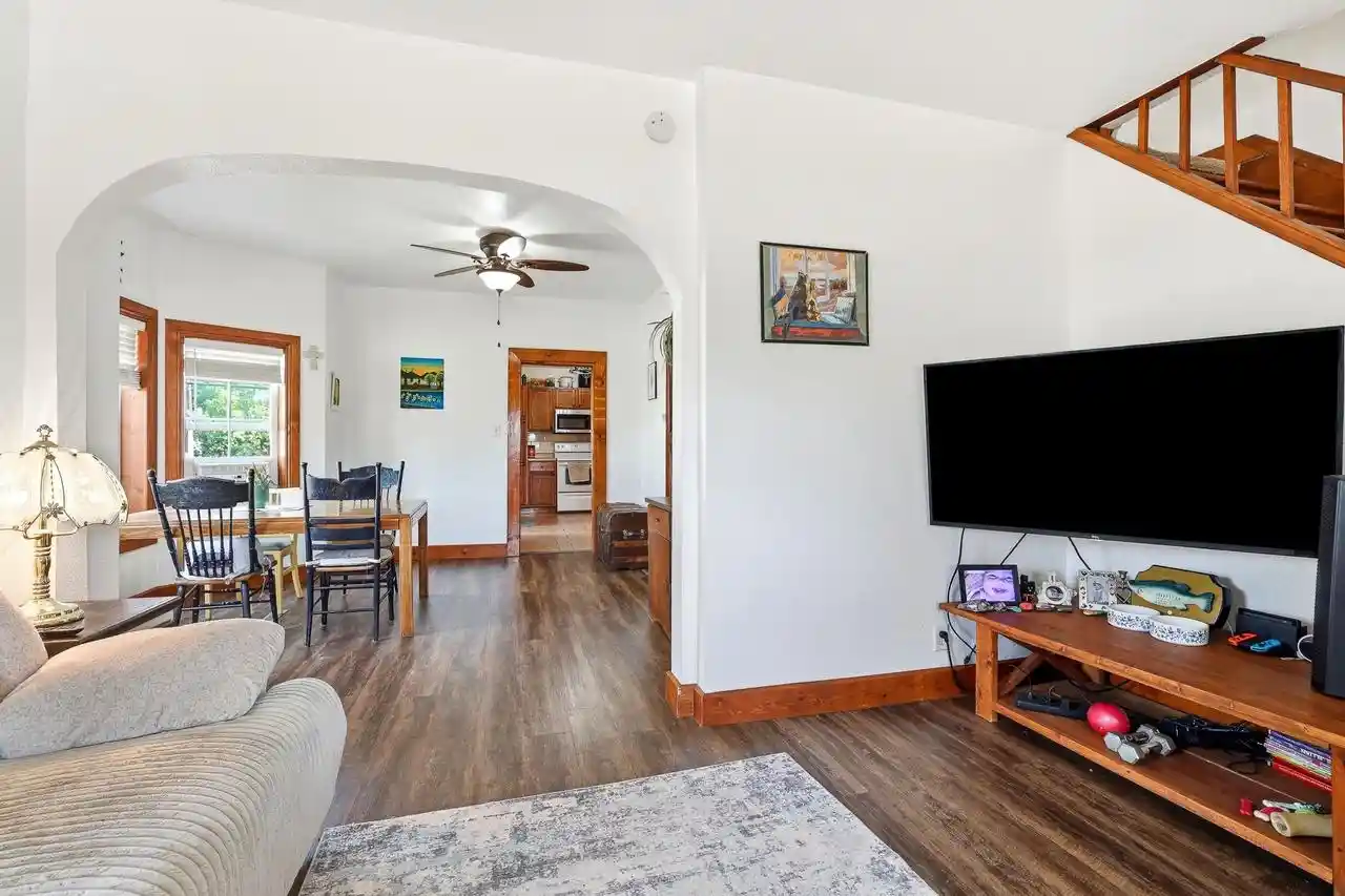 2nd image of 315 W Depot Street Street, Marshfield, WI 54449 | MLS# 22603376