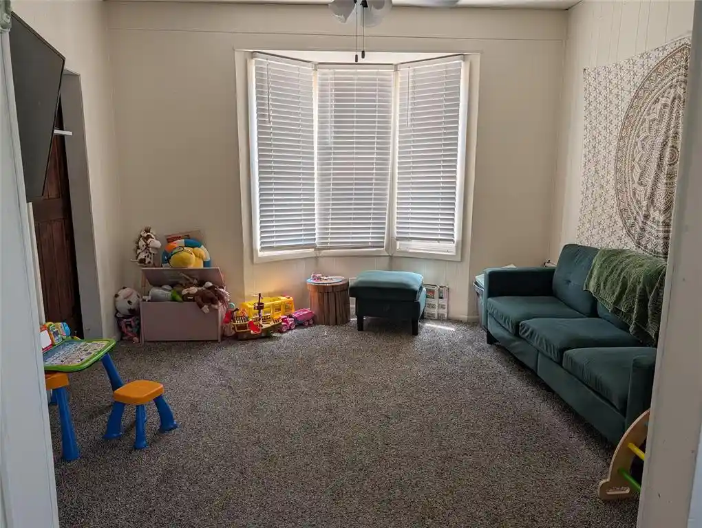 3rd image of 220 Main St St, Cornell, WI 54732