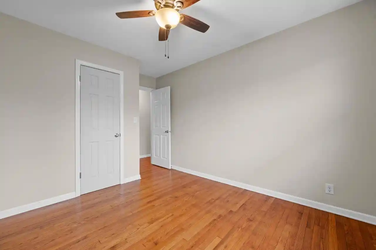 4th image of W126N7009 Highland Dr Dr, Menomonee Falls, WI 53051 | MLS# 1972406