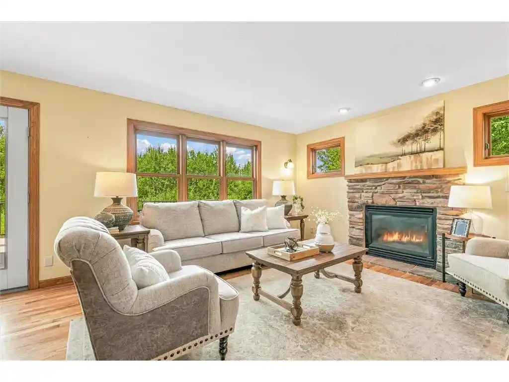 5th image of 844 Moonbeam Road Road, Hudson, WI 54016 | MLS# 7112010