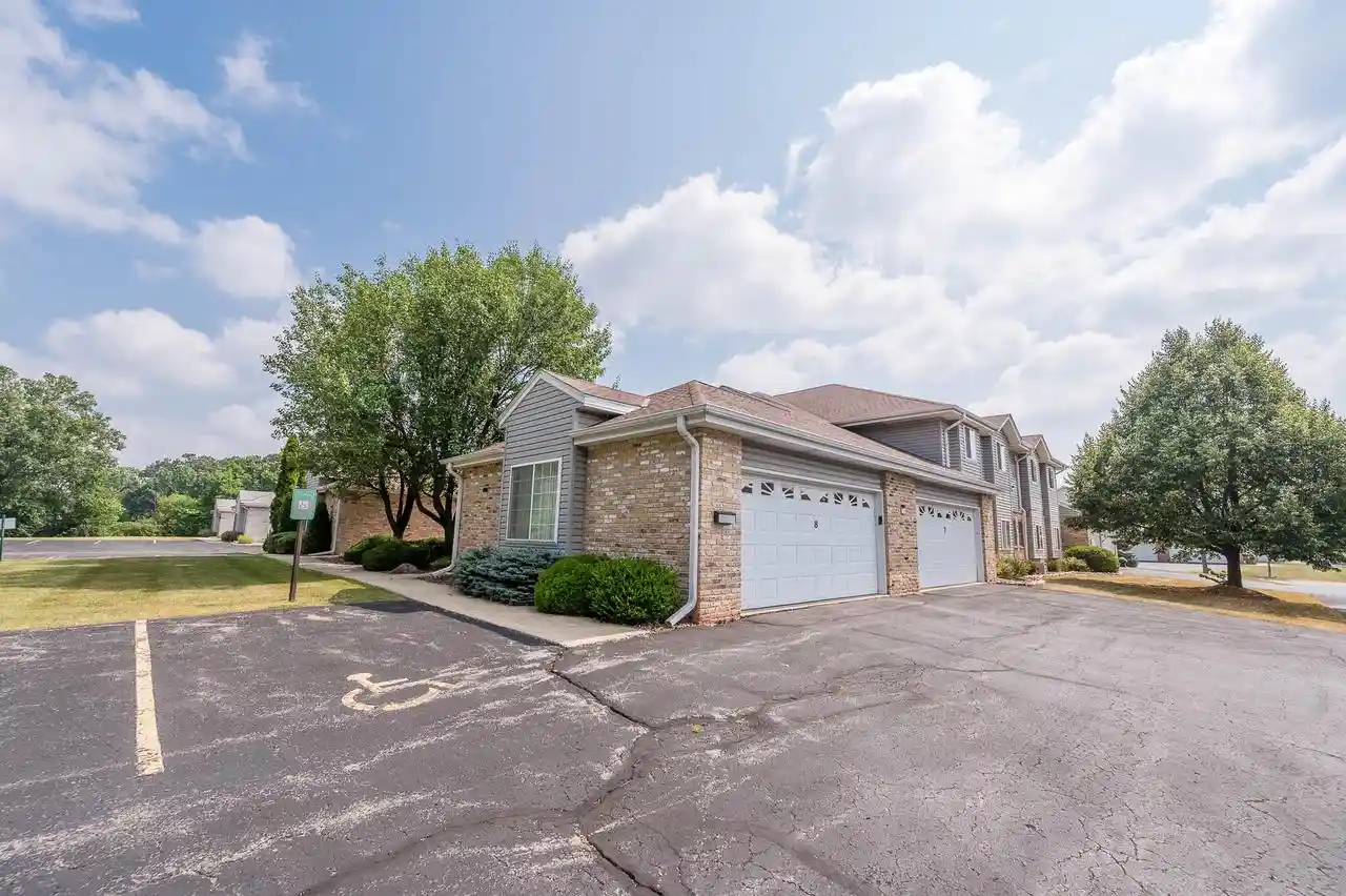 1st image of 9131 S Aspen Dr Dr #8, Oak Creek, WI 53154 | MLS# 1972407