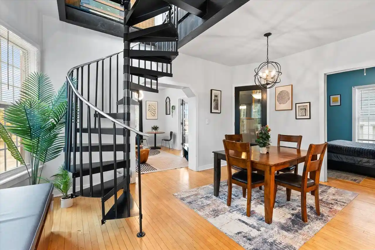 5th image of 600 W Garfield Avenue Avenue #602, Milwaukee, WI 53212 | MLS# 1972432