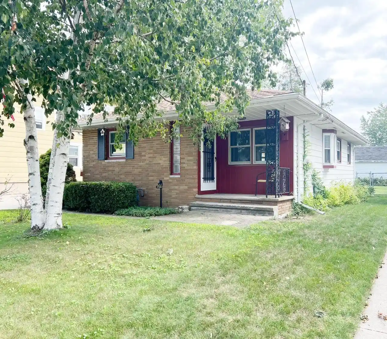 1st image of 1723 27th Street Street, Two Rivers, WI 54241 | MLS# 1972441