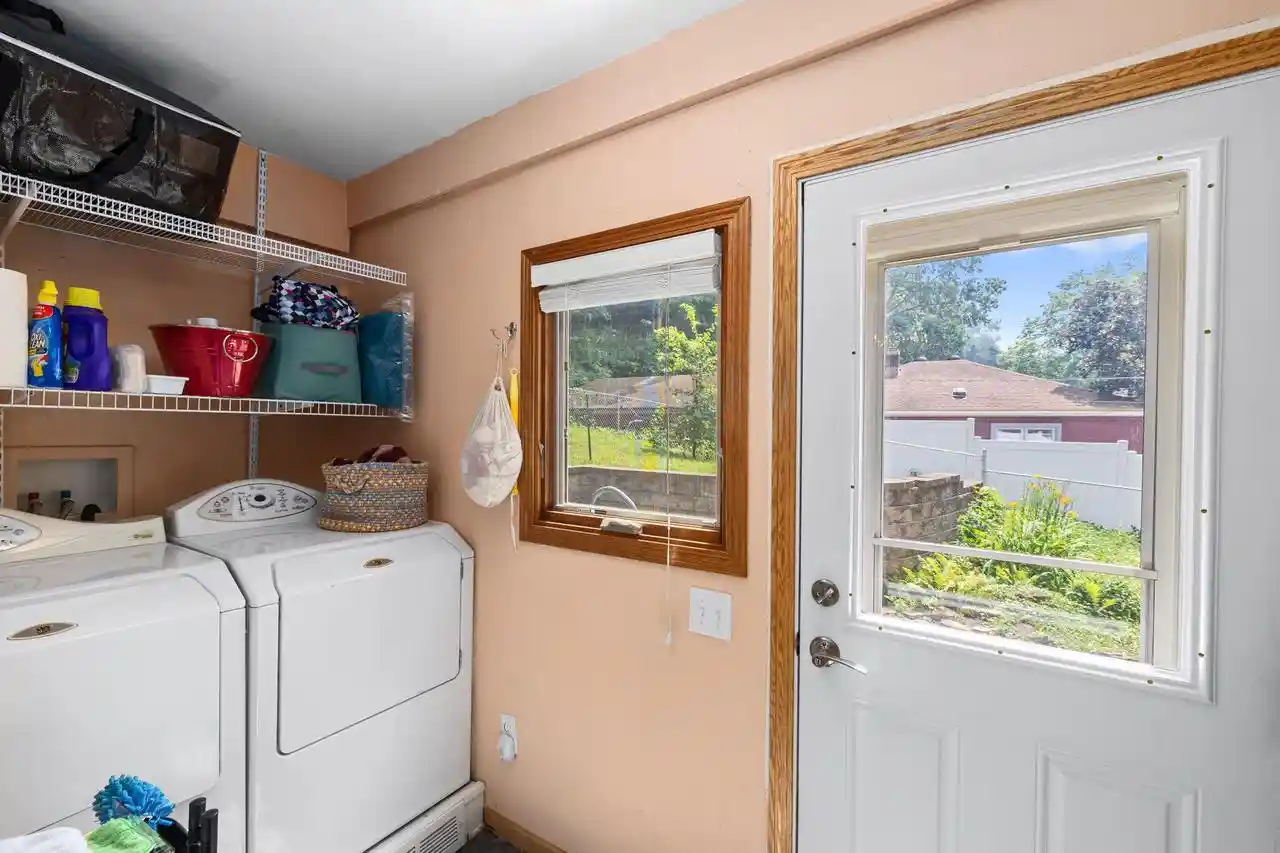 4th image of 1309 31St Pl S Pl S, La Crosse, WI 54601 | MLS# 1972446