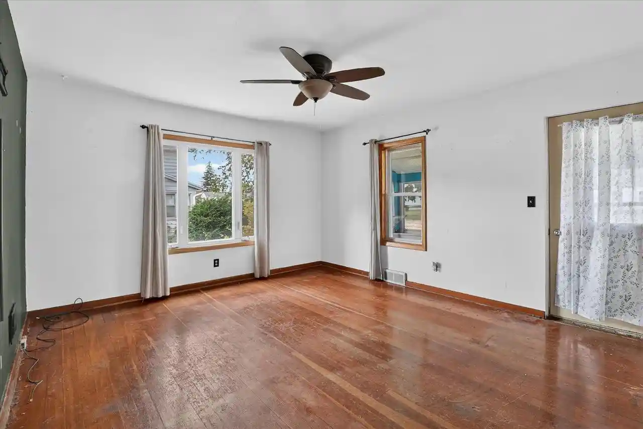 2nd image of 510 S Center Avenue Avenue, Jefferson, WI 53549 | MLS# 2028437