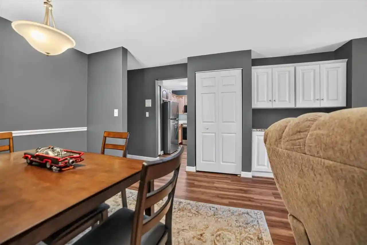 2nd image of 6100 W Stonehedge Dr Dr #209, Milwaukee, WI 53220 | MLS# 2028438