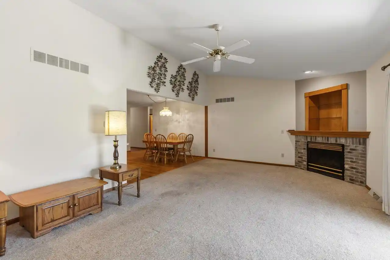 4th image of 2924 Valley Avenue Avenue, West Bend, WI 53095 | MLS# 1972450