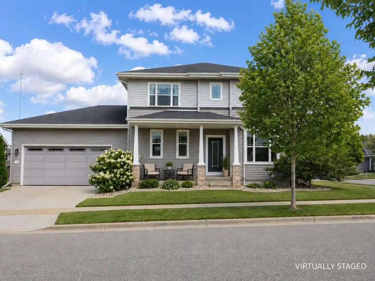 1st image of 725 Quiet Pond Dr Dr, Verona, WI 53593 | MLS# 2028441