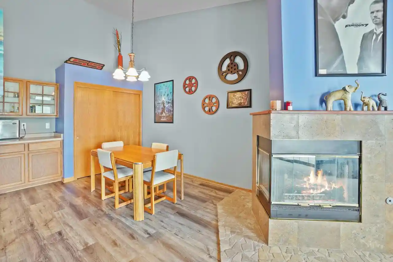 2nd image of 1055 Quinlan Dr Dr #H, Pewaukee, WI 53072 | MLS# 1972461