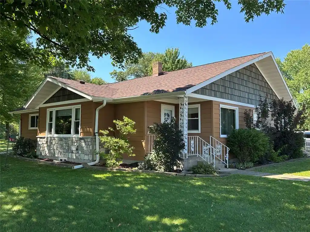 1st image of E910 Cedar Road Road, Eau Claire, WI 54701 | MLS# 1603236