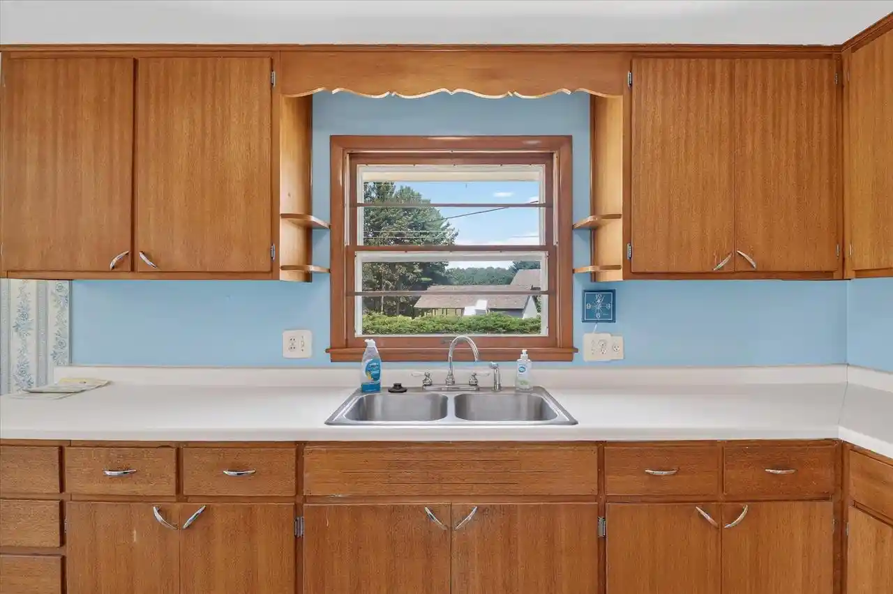 2nd image of 920 W Sunset Dr Dr, Milton, WI 53563 | MLS# 2028445