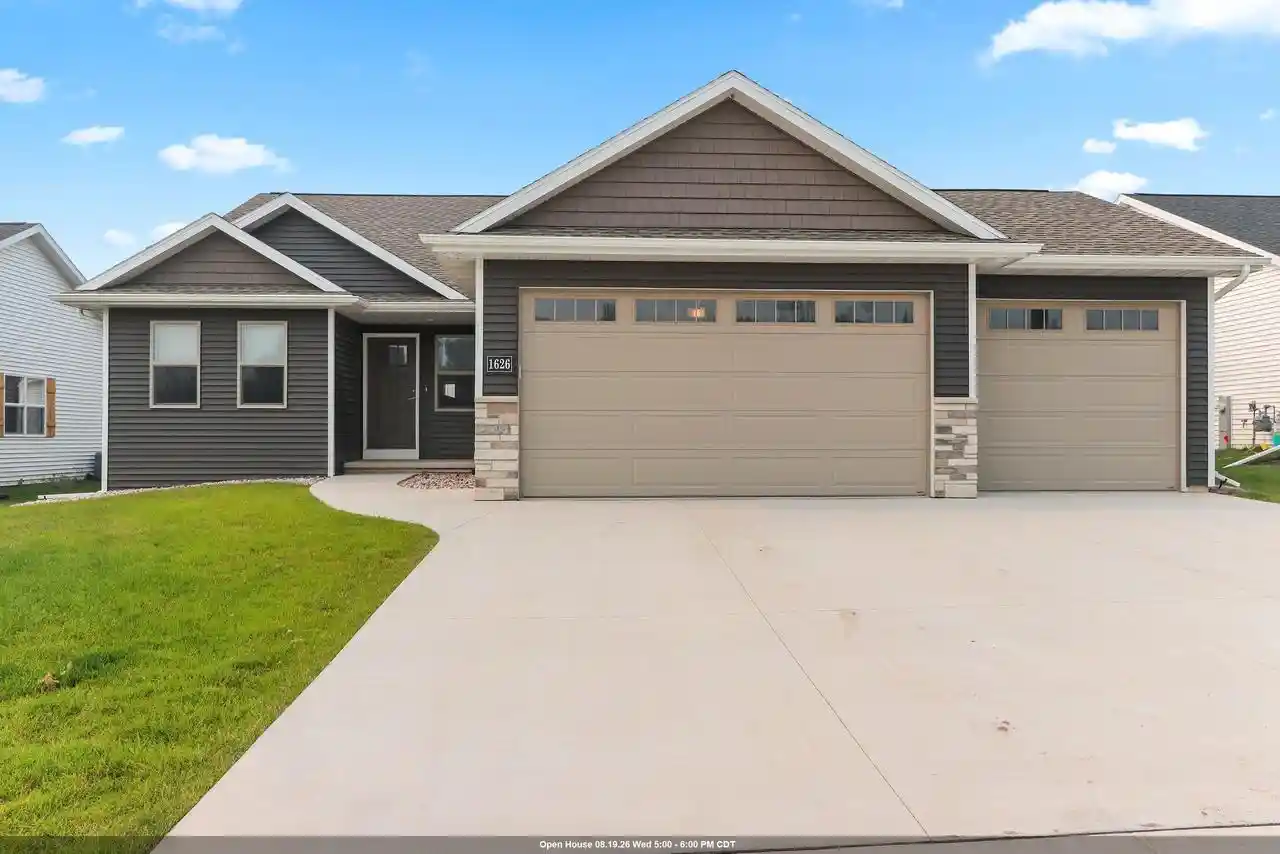 1st image of 1626 Valor Pl Pl, Neenah, WI 54956 | MLS# 50329414