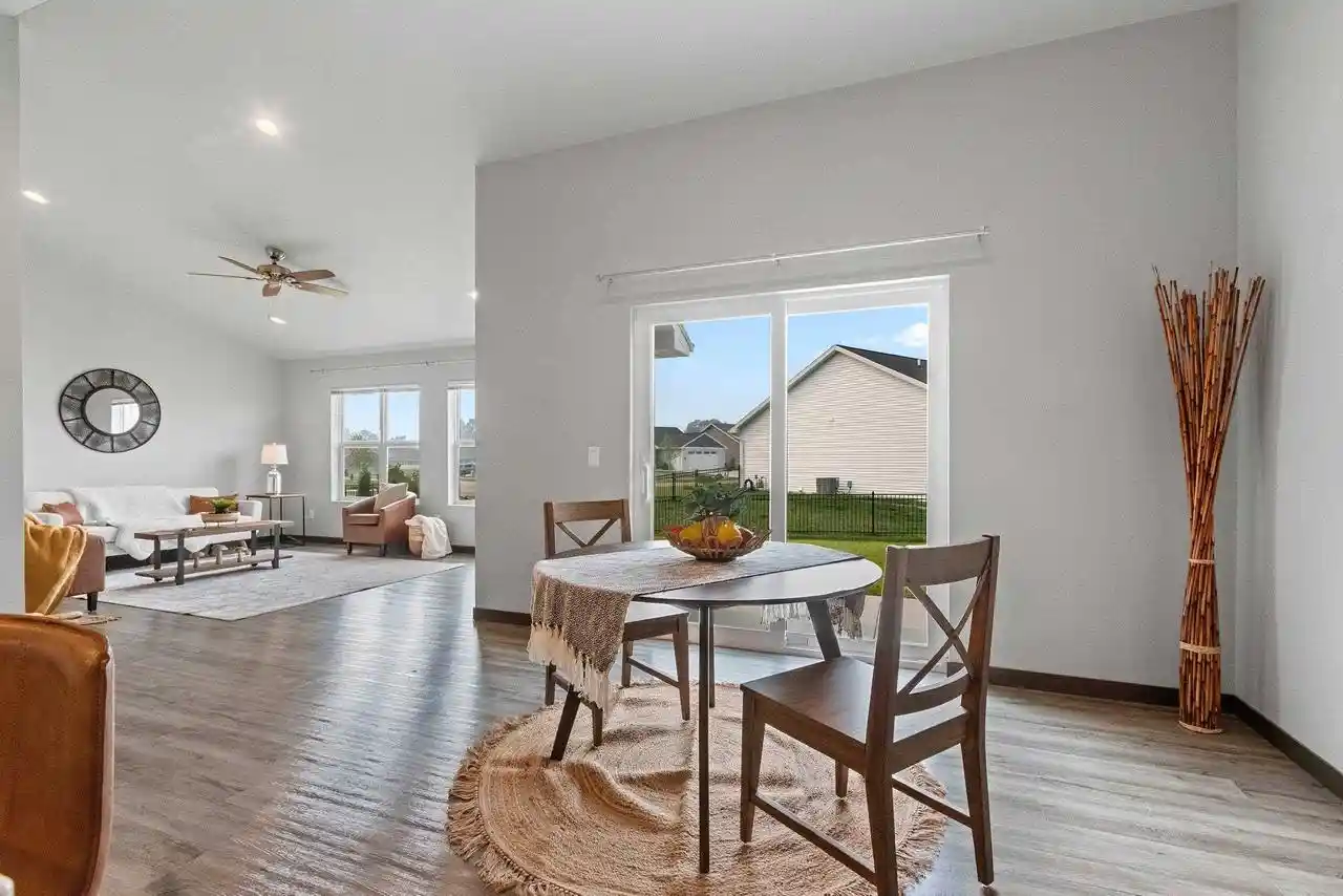 22nd image of 1626 Valor Pl Pl, Neenah, WI 54956 | MLS# 50329414