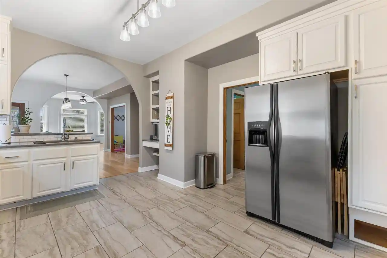 3rd image of 2222 S Allis Street Street, Milwaukee, WI 53207 | MLS# 1972469