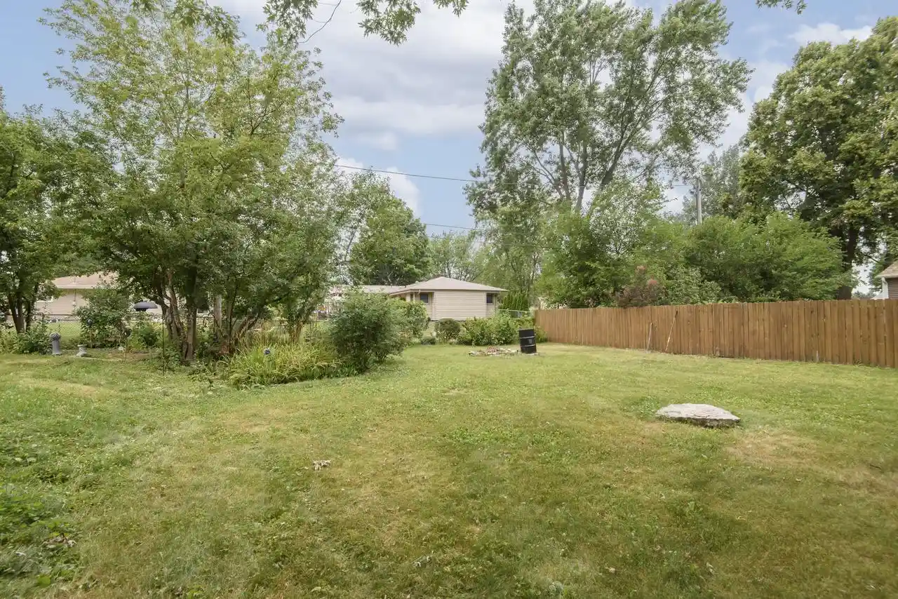 55th image of 933 Parkview Lane Lane, Mukwonago, WI 53149 | MLS# 1972471