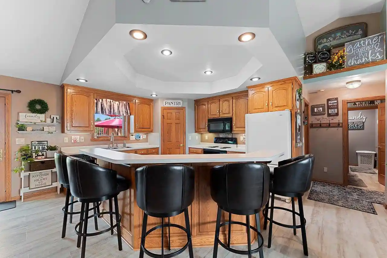 2nd image of 2514 Serene Court Court, De Pere, WI 54115 | MLS# 50329419