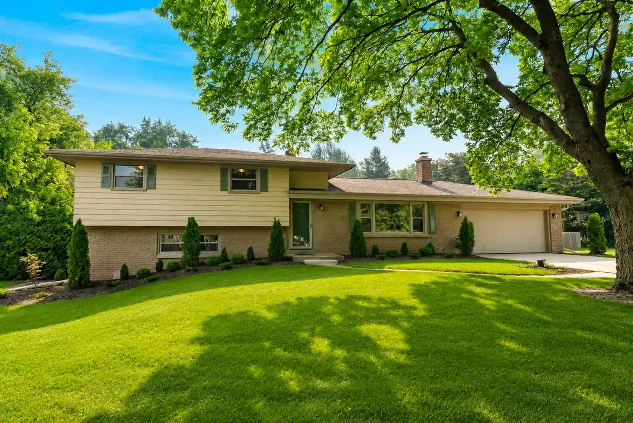1st image of 11630 N Riverland Road Road, Mequon, WI 53092 | MLS# 1972484