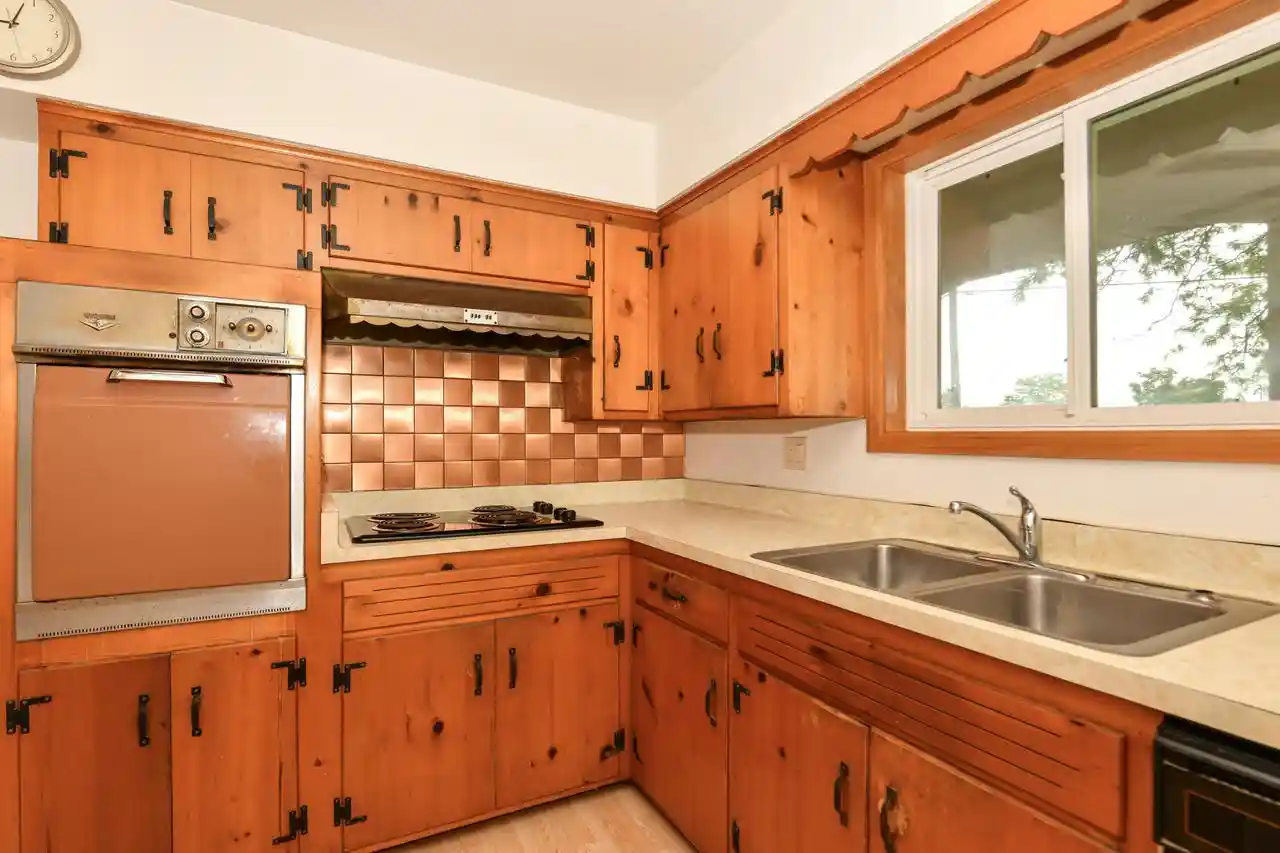 5th image of 147 Hilldale Dr Dr, Hartford, WI 53027 | MLS# 1972487