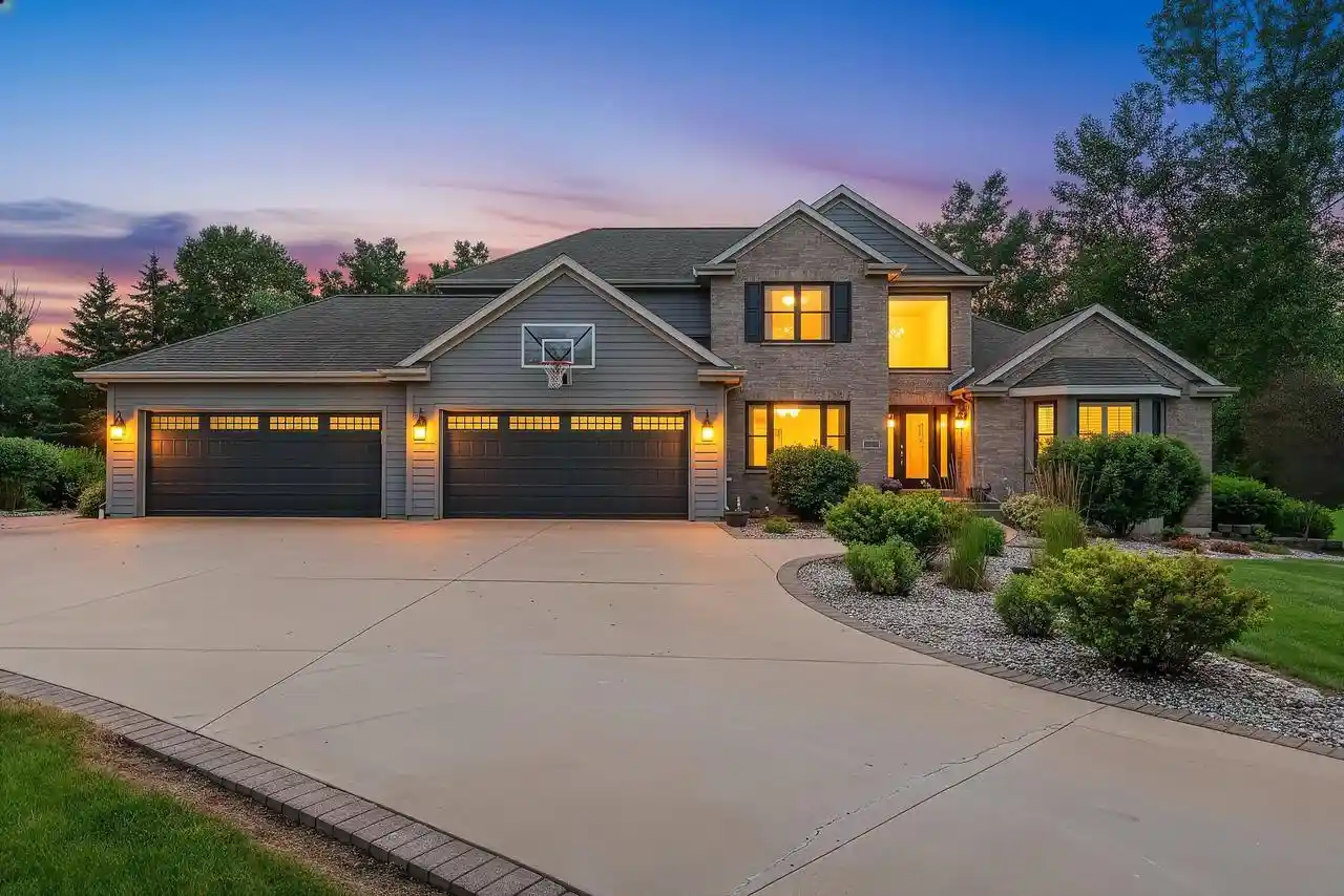 1st image of 3401 Knox Lane Lane, Neenah, WI 54956 | MLS# 50329434