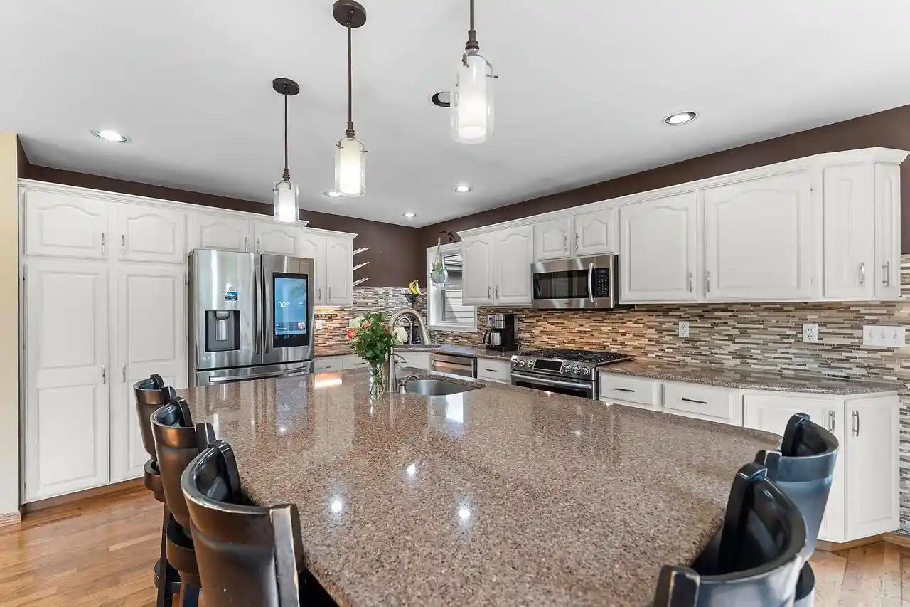4th image of 3401 Knox Lane Lane, Neenah, WI 54956 | MLS# 50329434