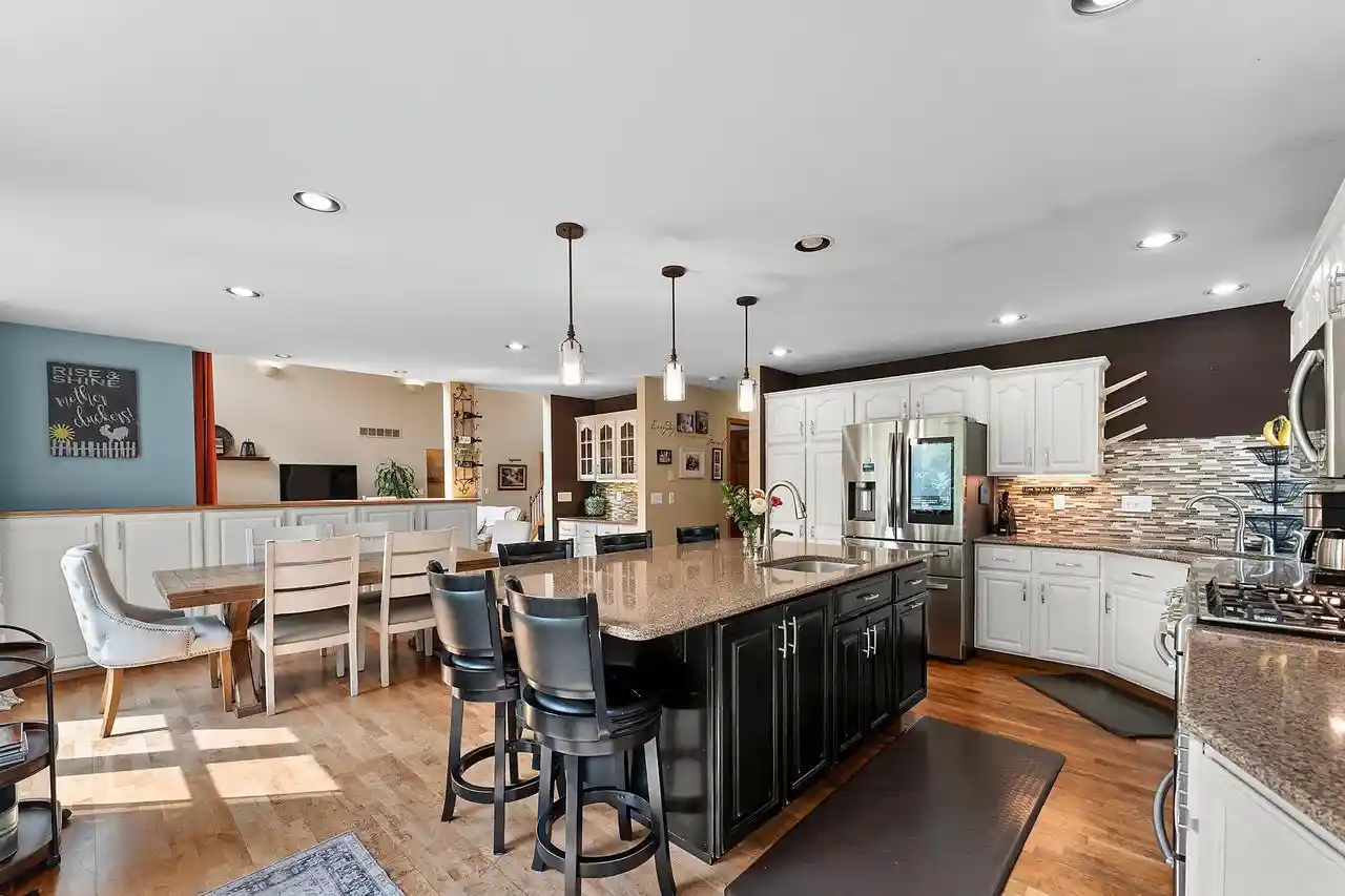 5th image of 3401 Knox Lane Lane, Neenah, WI 54956 | MLS# 50329434