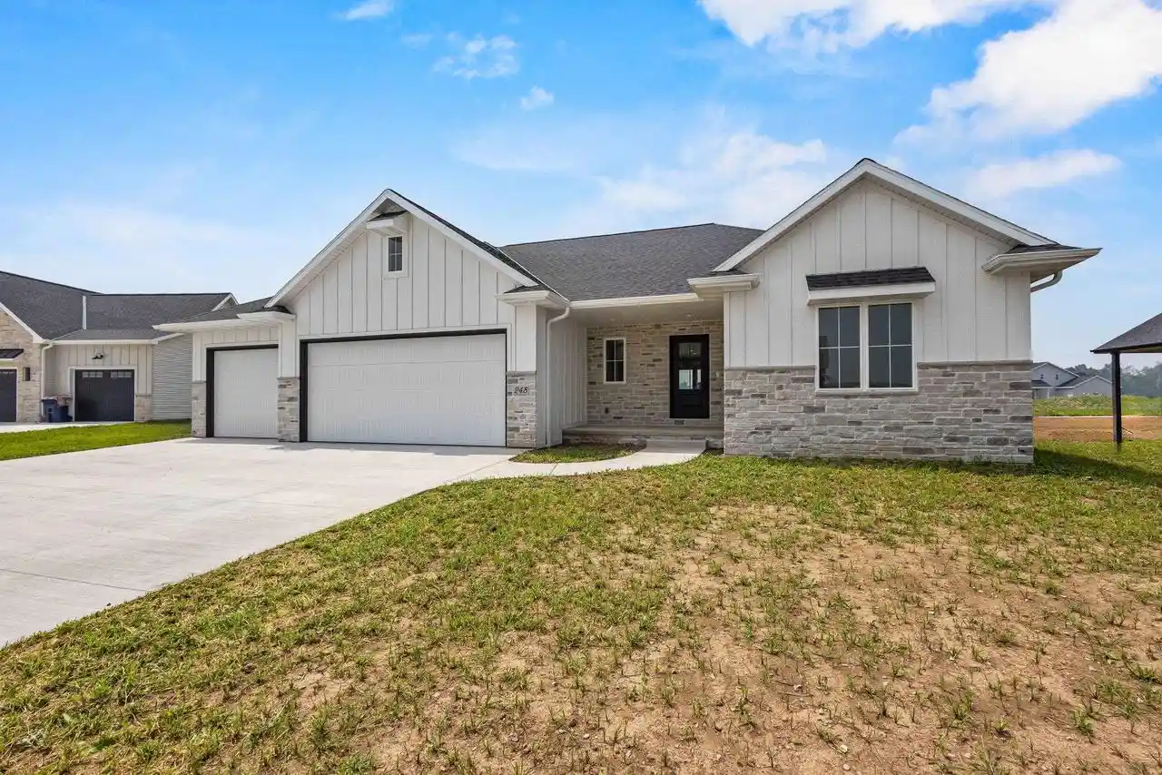 Homes for sale in Wrightstown, WI | 248 Kerrigan Dr Dr, Wrightstown, WI 54180 | MLS# 50329432