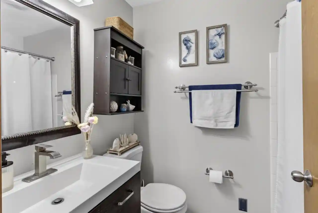 5th image of 6734 Park Ridge Dr Dr #B, Madison, WI 53719 | MLS# 2028466