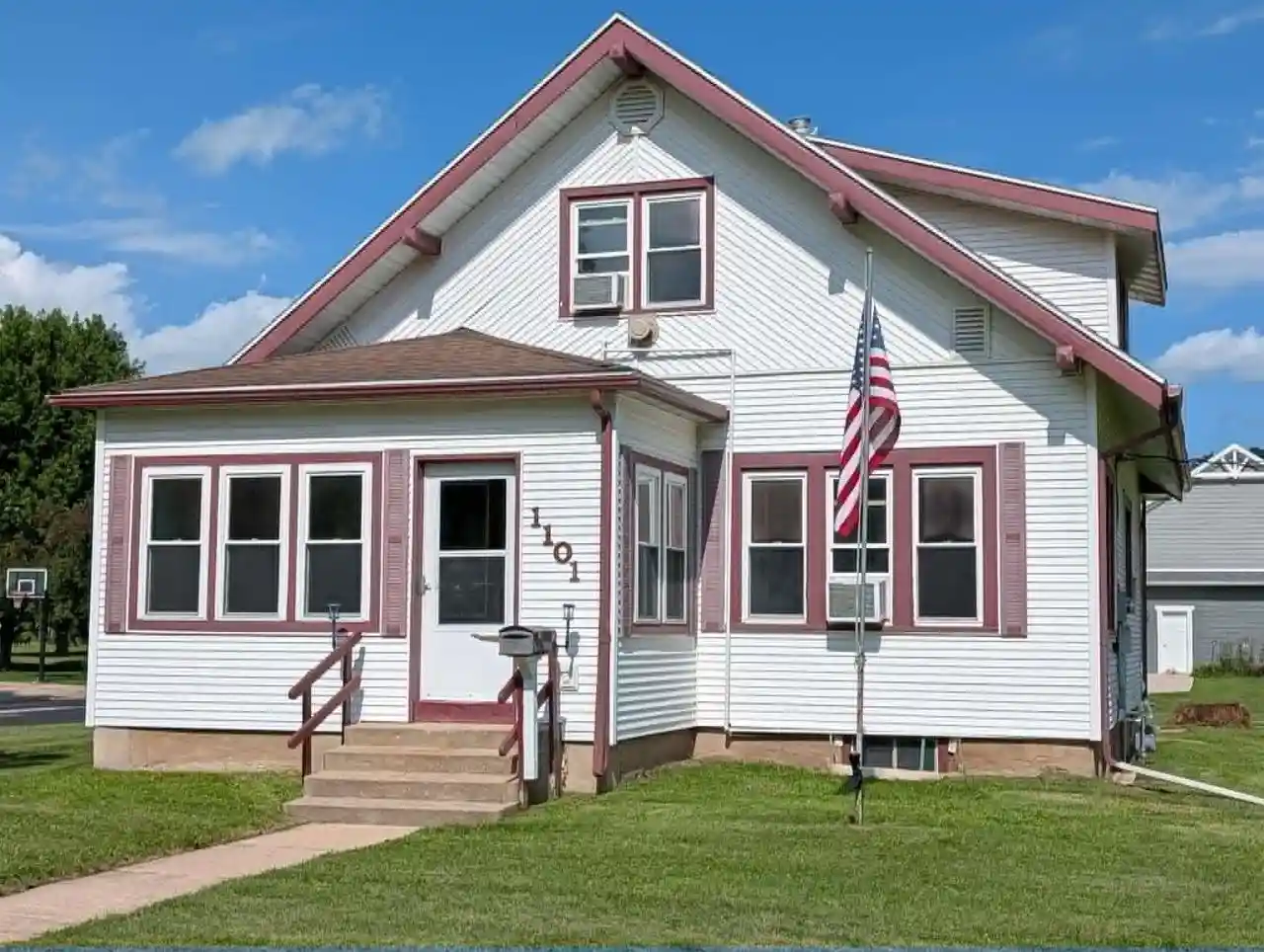 1st image of 1101 East Avenue Avenue, Boscobel, WI 53805 | MLS# 2028468