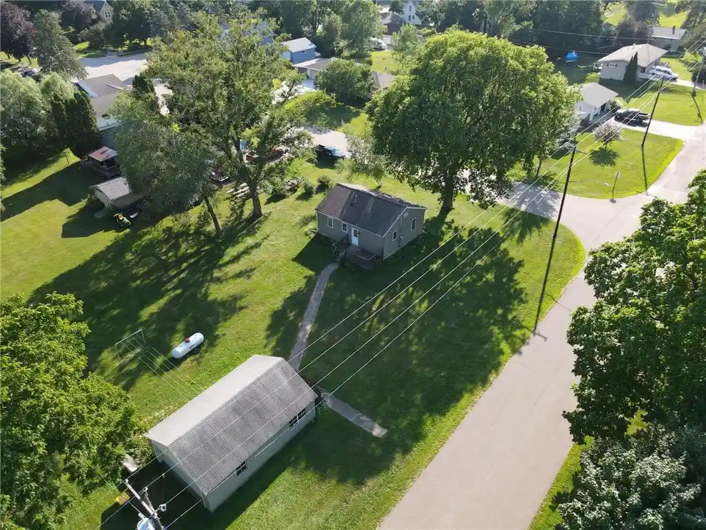 33rd image of 315 Cedar Street Street, Pepin, WI 54759 | MLS# 7112507