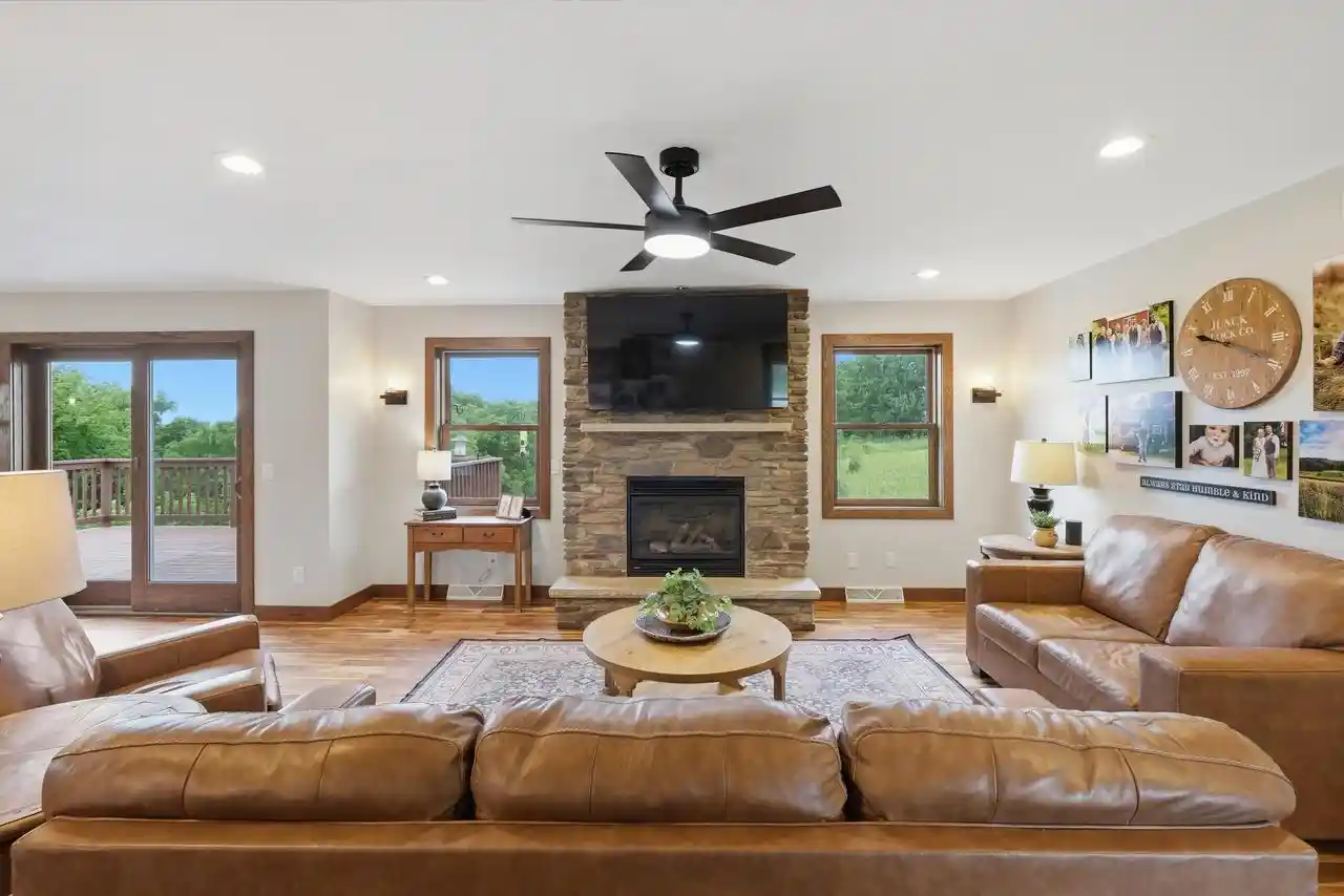 3rd image of 10250 County Id Road Road, Mount Horeb, WI 53572 | MLS# 2028481
