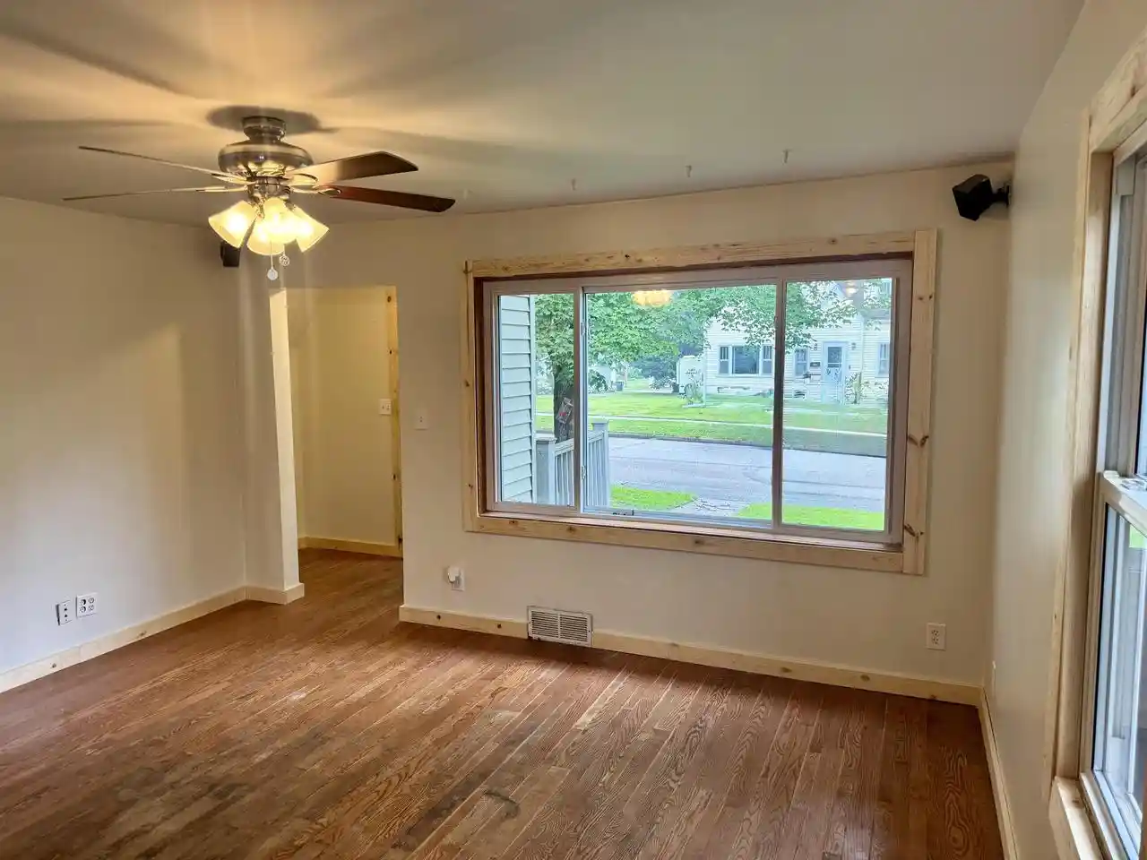 2nd image of 820 N Wacouta Avenue Avenue, Prairie Du Chien, WI 53821 | MLS# 2028482