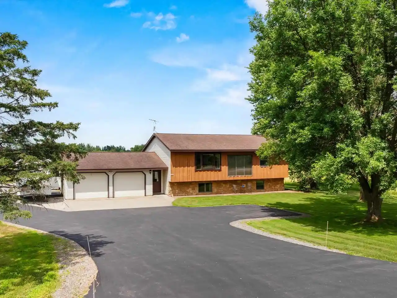 1st image of 7590 County Road Y, Marshfield, WI 54449 | MLS# 22603395