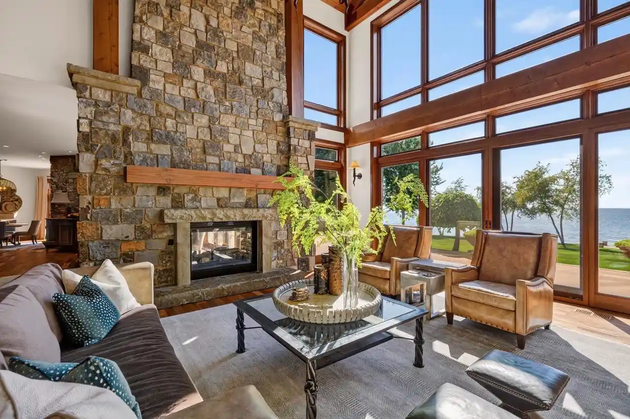 Photo 4 of Single family home for sale at 5707 Bay Shore Dr Dr, Sturgeon Bay, WI 54235 | MLS# 2028483 | Listing updated on 2026-09-28